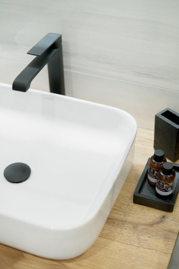 Eunoia - Monastiraki Square Suite Beautiful Living In The Heart Of أثينا المظهر الخارجي الصورة